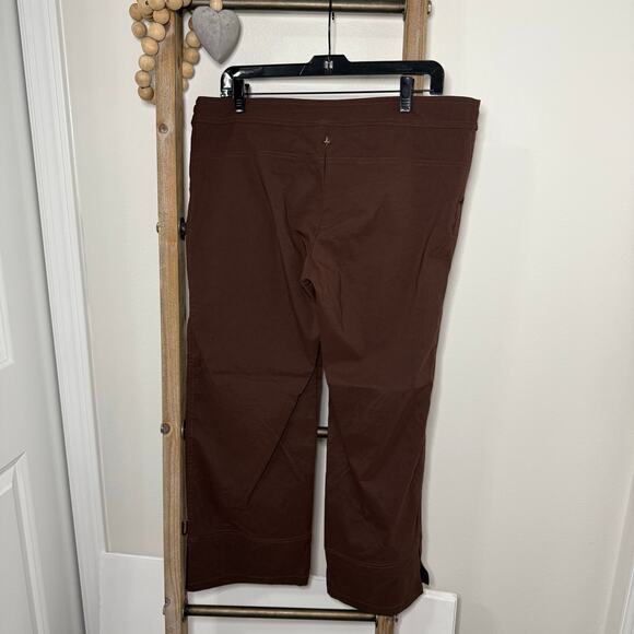 Prana Cropped Brown Nylon Pants Size Large - Picture 5 of 9